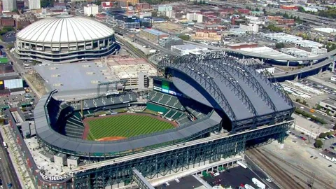 “林昀儒逆转薛飞首轮出局，领先6分败北，国乒遭遇首败令人遗憾”