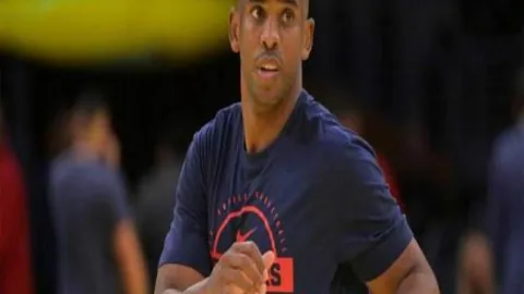 那波利大胜恩波利，积分领先优势突出